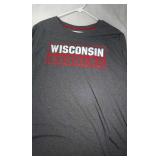 3 Wisconsin Badgers Mens 3XL t-shirts