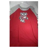 3 Wisconsin Badgers Ladies Large T-shirts