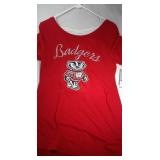 3 Wisconsin Badgers Ladies XL t-shirts