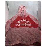 Wisconsin Badgers Ladies 2XL zippered hooded