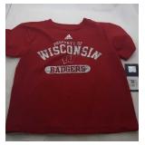3 Wisconsin Badgers Kids apparel - 7 Large hooded