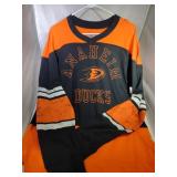 2 Anaheim Ducks Men