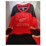 2 Detroit Red Wings Men