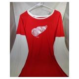 2 Detroit Red Wings Ladies 2XL shirts - one lacer