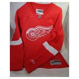 Detroit Red Wings Youth Medium jersey