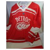 Detroit Red Wings Youth Large / XL jersey