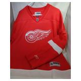 Detroit Red Wings Youth XL jersey