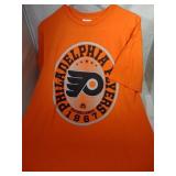 3 Philadelphia Flyers Youth XL shirts - two