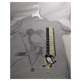 2 Pittsburgh Penguins Youth Small shirts - one