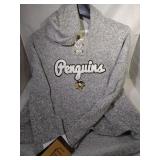 2 Pittsburgh Penguins Youth Medium lacer hooded
