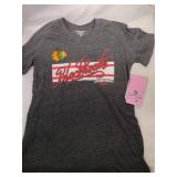 3 Chicago Blackhawks Youth Large shirts - one zip