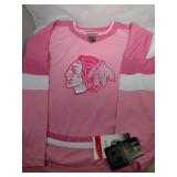 Chicago Blackhawks Youth Large pink jersey