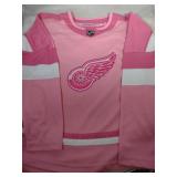 Detroit Red Wings Girls Large Pink jersey