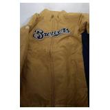Milwaukee Brewers Youth XL 18 zippered jacket
