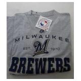 4 Milwaukee Brewers Youth Large shirts - two long