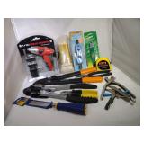 4.8 Volt Cordless Screwdriver With Accessories