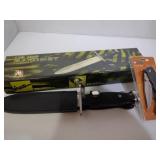 US-MR Bayonet and a pocket Knife