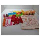 Vintage 1977 Fuzzy Pumper Play-Doh