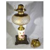Queen Ann kerosene lamp with extra burner and wick