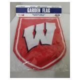 Wisconsin Badger Garden flag