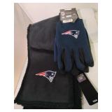 New England Patriots Utility Gloves and A Scarf