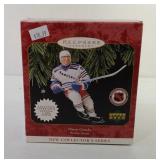 Hallmark Wayne Gretzky Keepsake Ornament