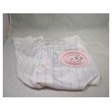 Chicago Cubs Ladies large Pink button up jersey