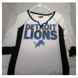 3 Detroit Lions Ladies Small shirts - one t-shirt