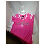 3 Chicago Bears Ladies XL shirts - Pink lacer