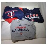 4 Minnesota Twins Youth Large shirts -one pullover