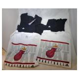4 Miami Heat Youth XL18 t-shirts