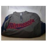 Minnesota Twins Mens Medium zip up pullover