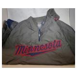 Minnesota Twins Mens 2XL Cool Base zip up pullover
