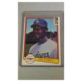 lot of 2 1982 Donruss - Brett and Stewart rookie