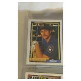 lot of 11 1992 Topps cards - Yount, Sandberg