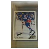 lot of 7 1992-93 Upper Deck cards - some rookies