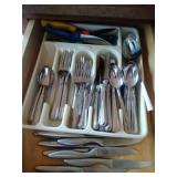 Pfaltzgraf flatware and Chicago Cutlery knives