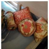 King size "Rose Tree" quilt and matching pillows