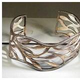 Cuff Bracelet, 38.4 grams, 2.5 inches round