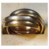 14k yg & wg interlocking rings, 4.9 grams, size 7