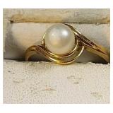 14k yg Pearl ring, 2.0 grams, size 7