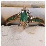 14k yg Emerald Ring, 1.6 grams, size 7