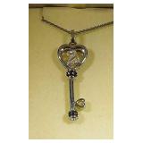 Necklace and key pendant, 8.1 grams, Necklace and key pendant, 8.1 grams,