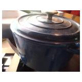 cast iron and other cookware, 5 qt dutch oven and cast iron and other cookware, 5 qt dutch oven and