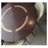 round dinette table, 3 chairs and leaf round dinette table, 3 chairs and leaf