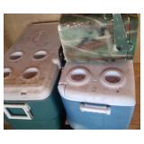 3 coolers (2 large and 1 camoulage) 3 coolers (2 large and 1 camoulage)