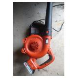 Black & Decker rechargable leaf blower and Black & Decker rechargable leaf blower and