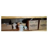 16 Blue Ridge plates, hurricanes, dishes, wood 16 Blue Ridge plates, hurricanes, dishes, wood