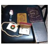 lot of vintage wallets, costume jewelry, French