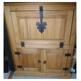 Free standing wood bar (contents not included) Free standing wood bar (contents not included)